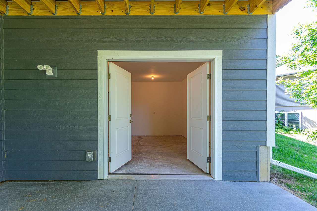 3055 Ridgeview Circle Coralville IA 52241