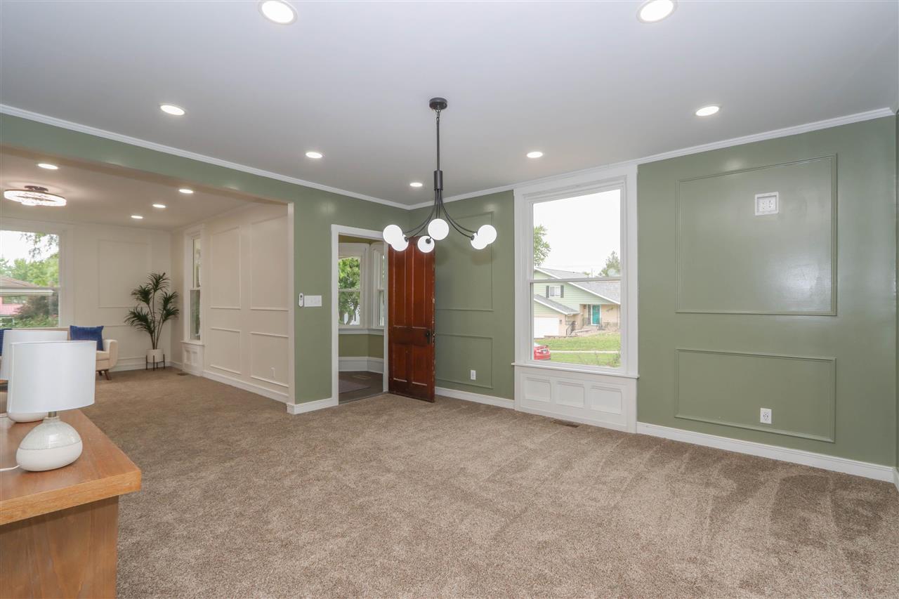 839 S Marion Avenue Washington IA 52353