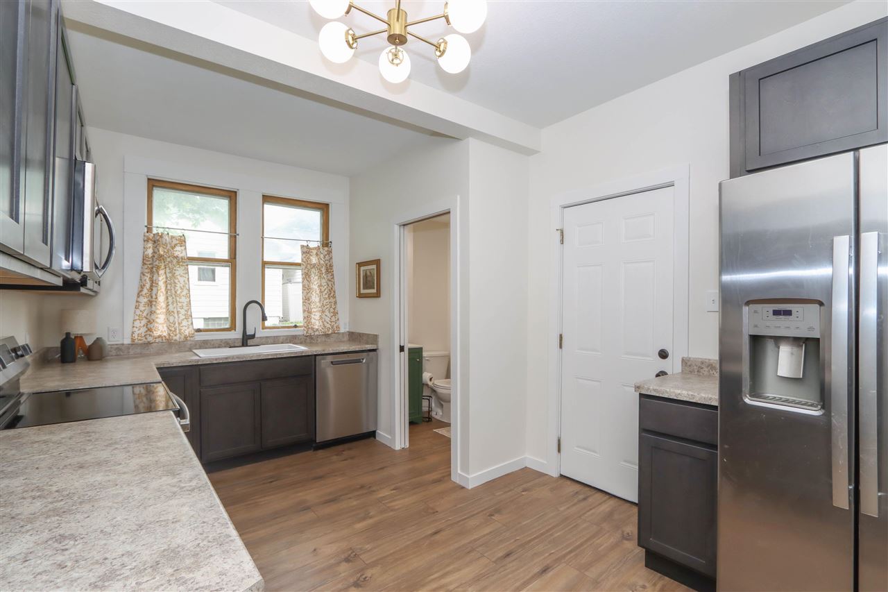 839 S Marion Avenue Washington IA 52353
