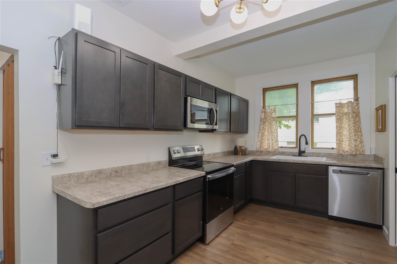 839 S Marion Avenue Washington IA 52353