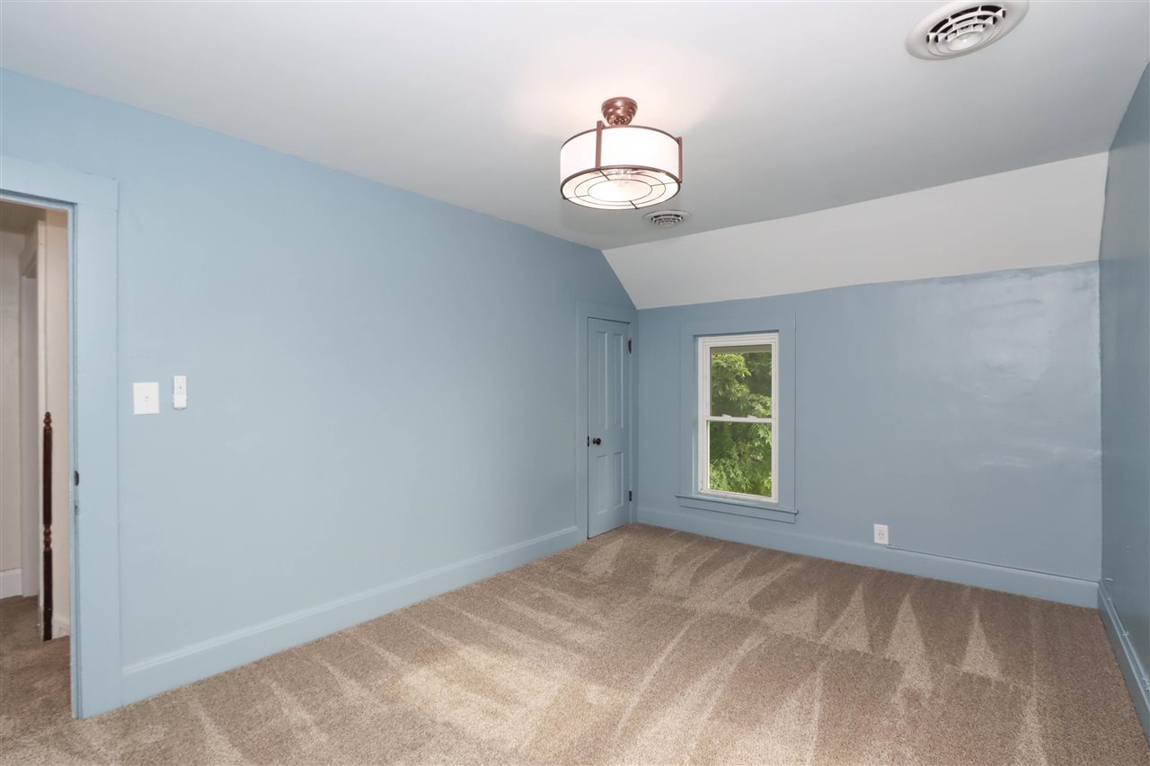 839 S Marion Avenue Washington IA 52353