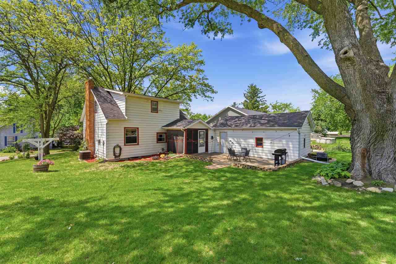 608 S Ave B Washington IA 52353