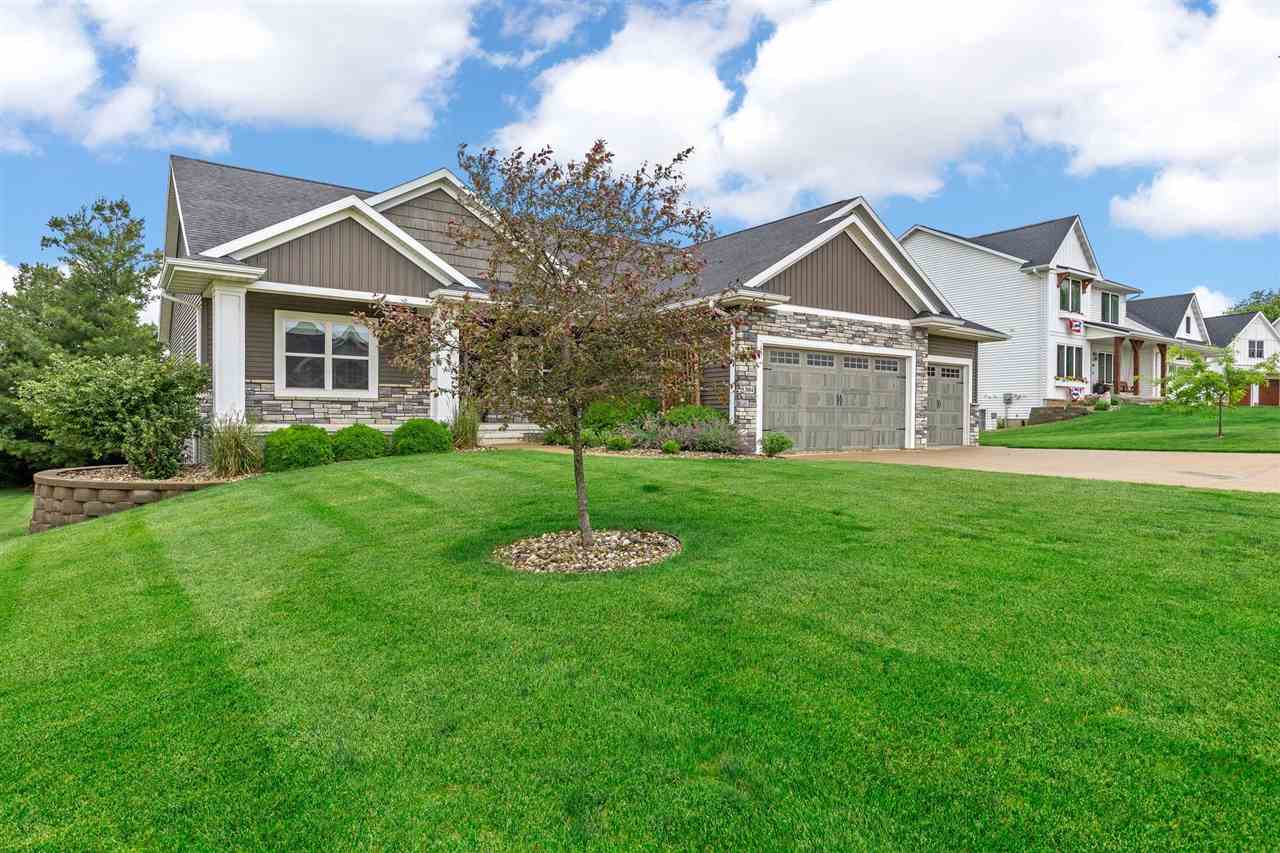 3004 Forrest Meadow Lane Hiawatha IA 52233