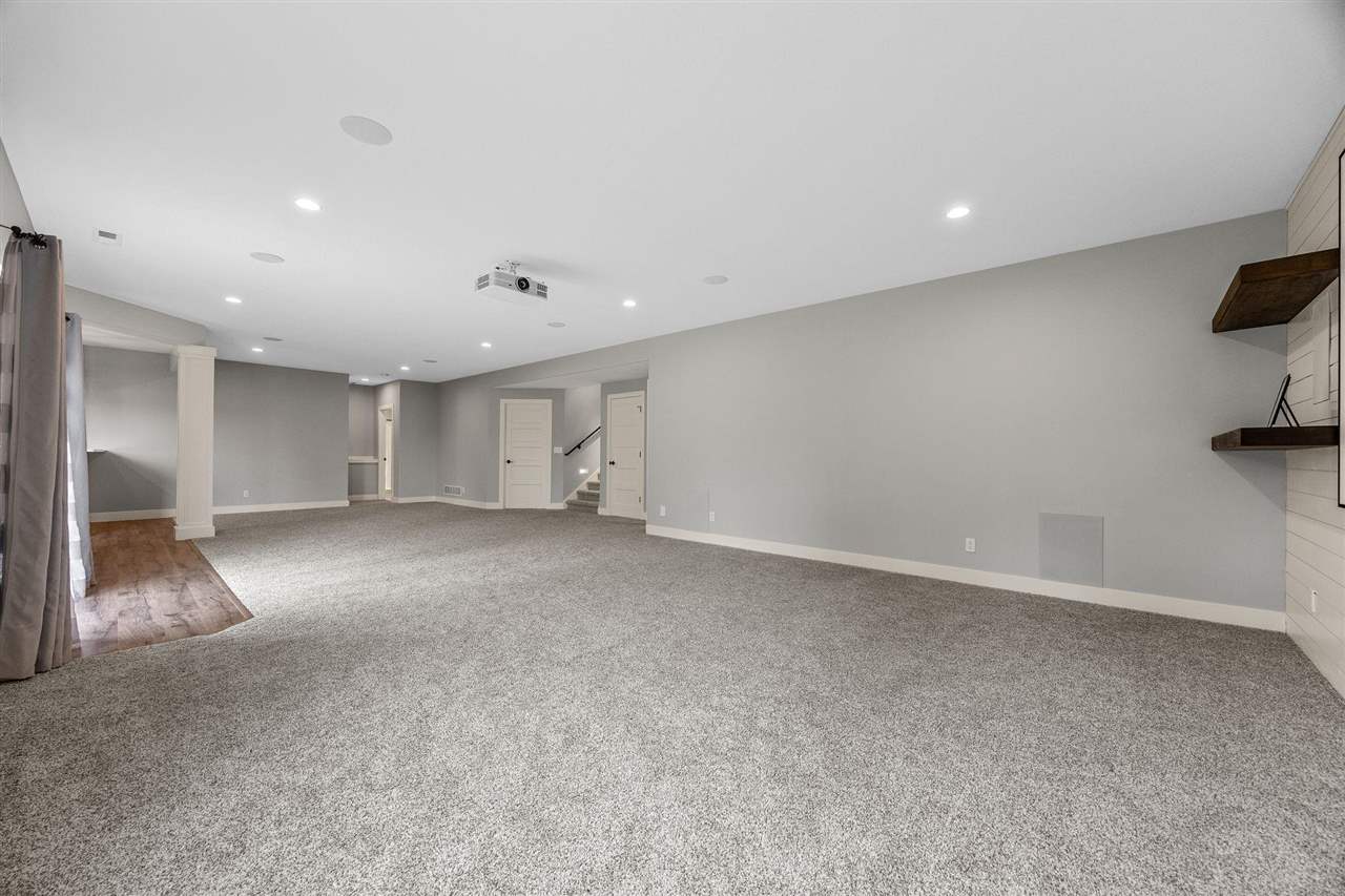3004 Forrest Meadow Lane Hiawatha IA 52233