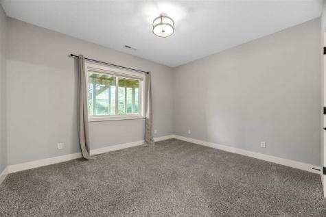 3004 Forrest Meadow Lane Hiawatha IA 52233
