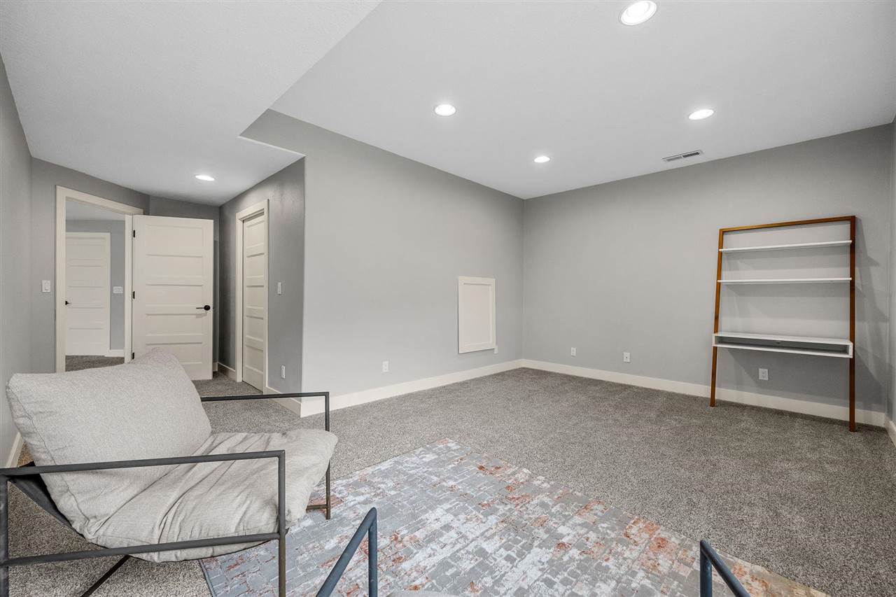 3004 Forrest Meadow Lane Hiawatha IA 52233