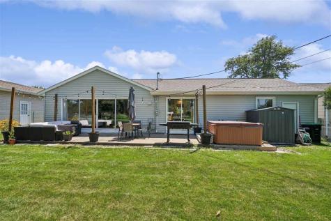 1320 Country Club Drive Marion IA 52302