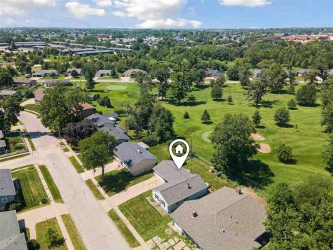 1320 Country Club Drive Marion IA 52302