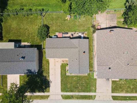 1320 Country Club Drive Marion IA 52302