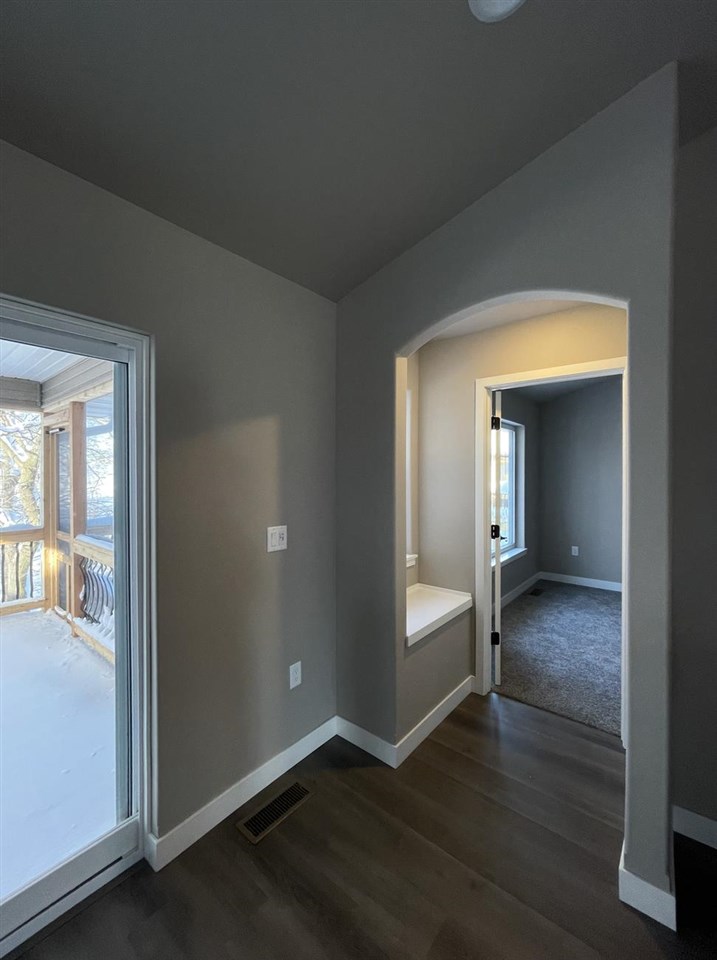 1933 Coquina Avenue Tiffin IA 52340