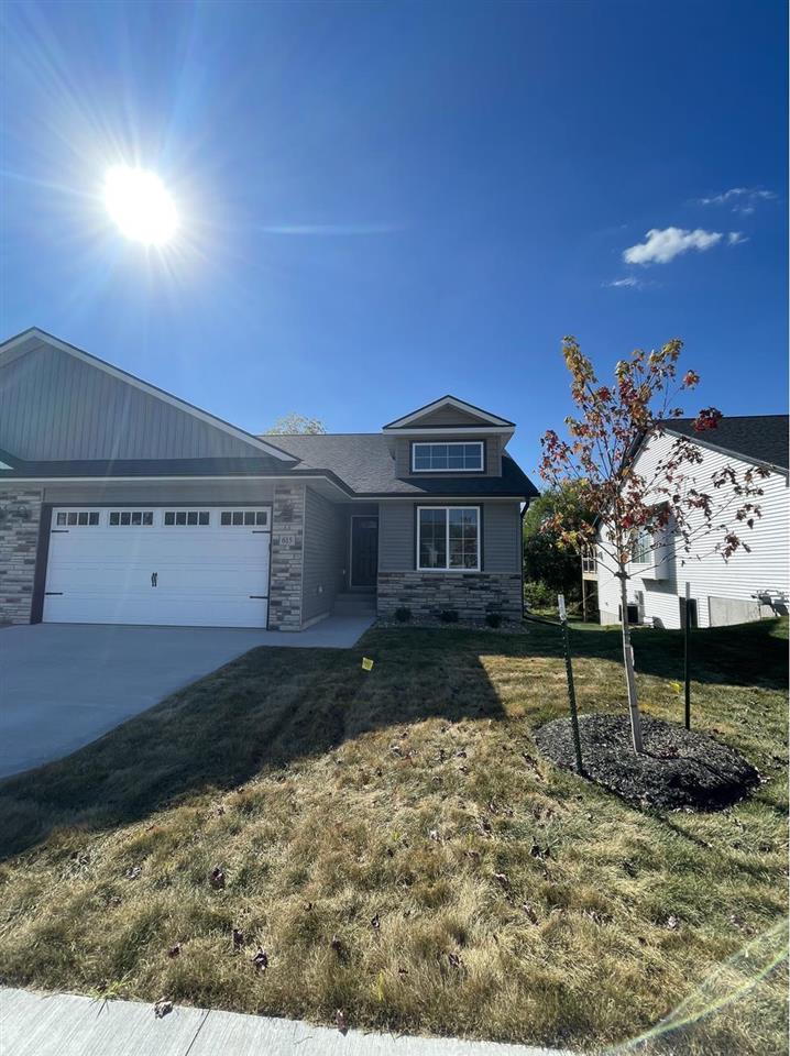 1933 Coquina Avenue Tiffin IA 52340