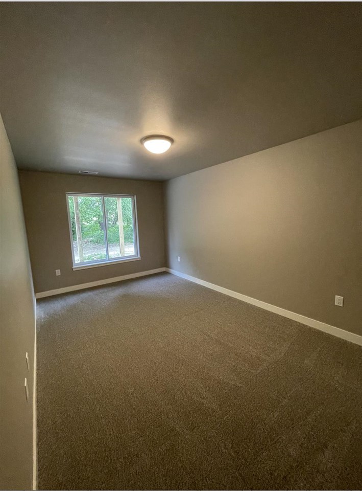 1933 Coquina Avenue Tiffin IA 52340