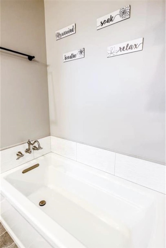 9174 207th Avenue Anamosa IA 52205