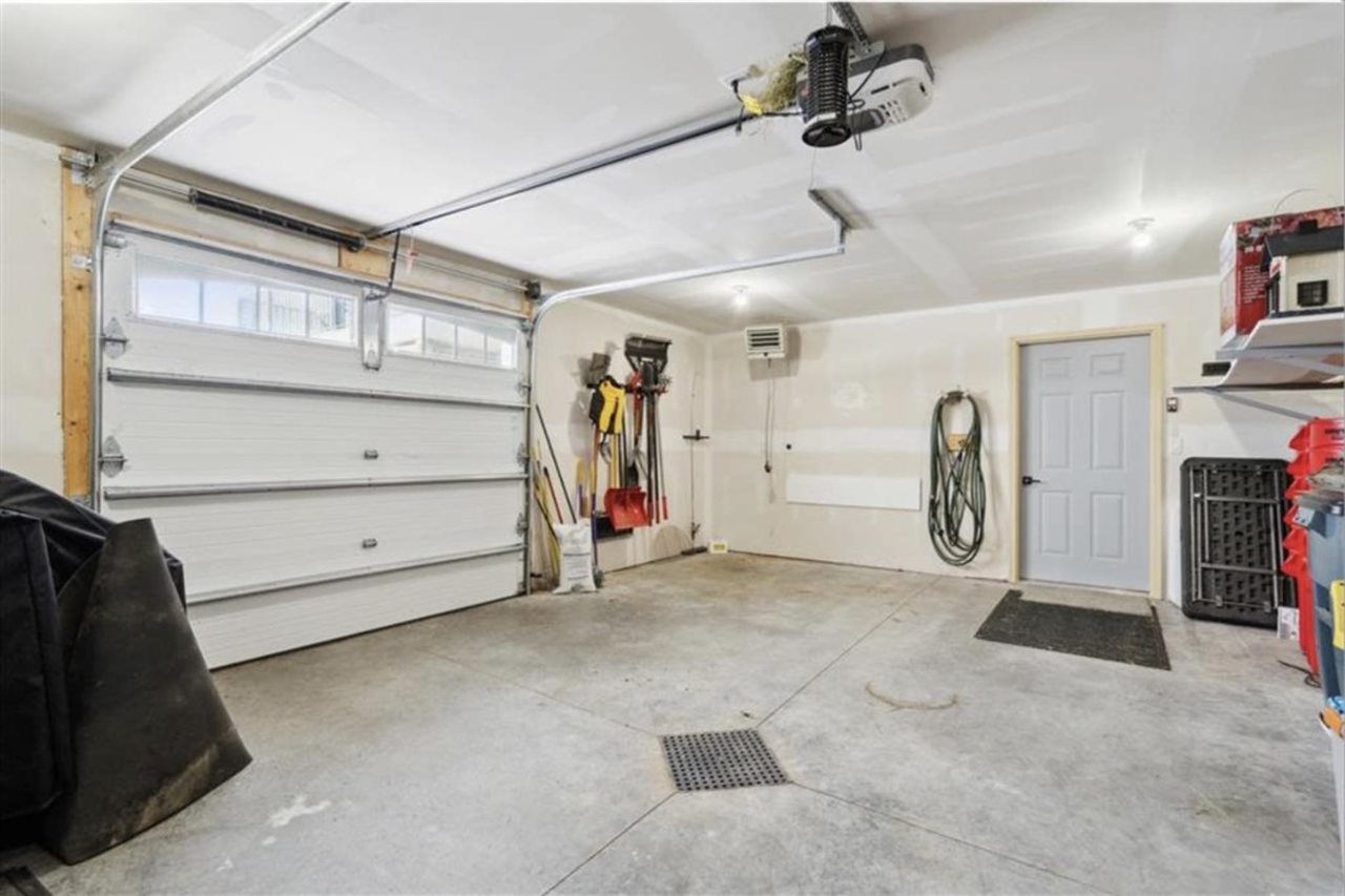 9174 207th Avenue Anamosa IA 52205