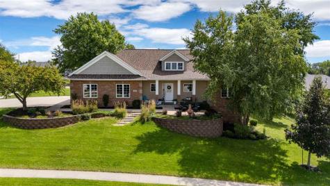 2861 Diamond Mil Lane Coralville IA 52241