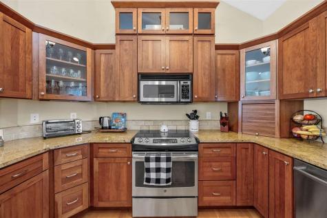 2861 Diamond Mil Lane Coralville IA 52241