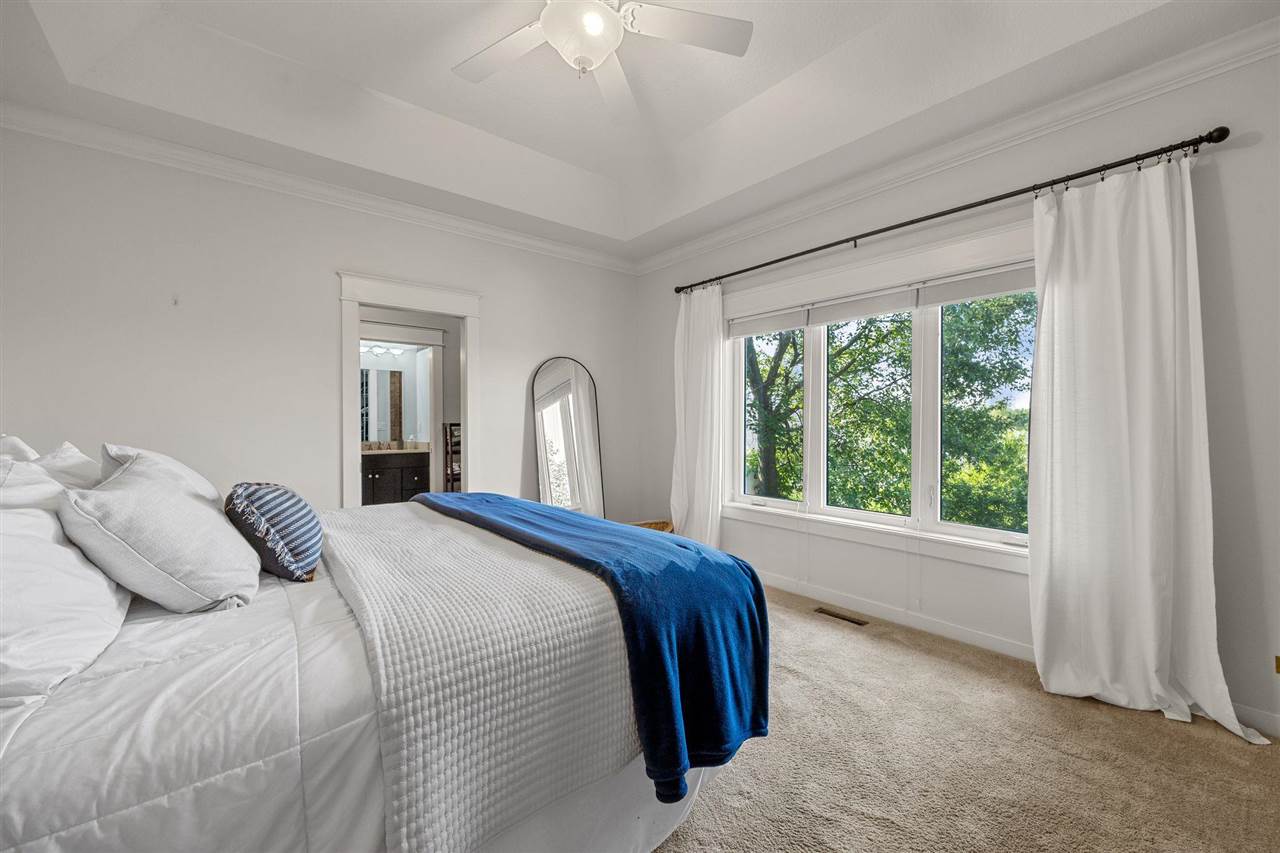 2861 Diamond Mil Lane Coralville IA 52241