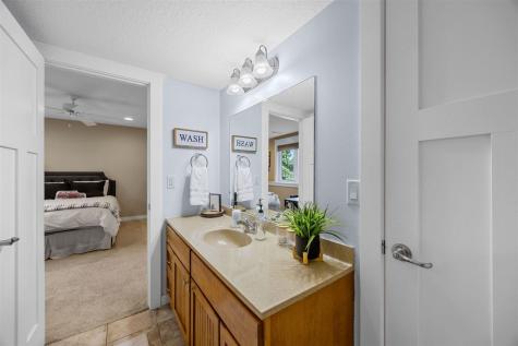 2861 Diamond Mil Lane Coralville IA 52241