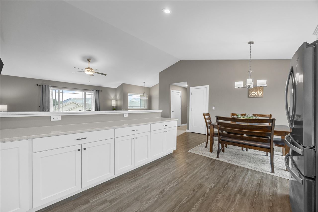 808 Marie Street Solon IA 52333