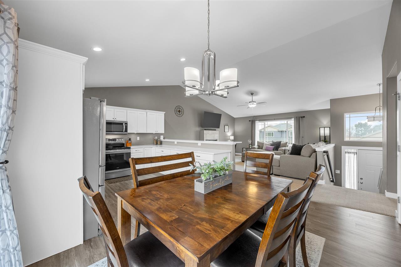 808 Marie Street Solon IA 52333