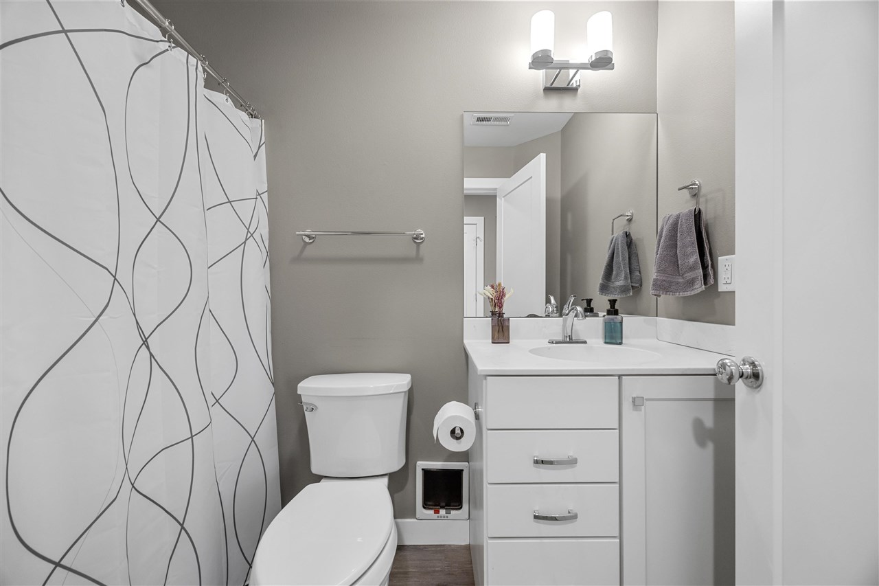 808 Marie Street Solon IA 52333