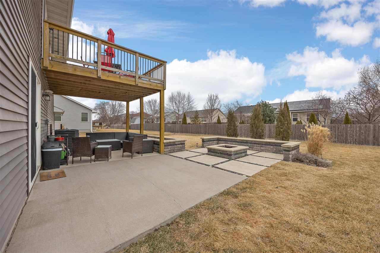808 Marie Street Solon IA 52333