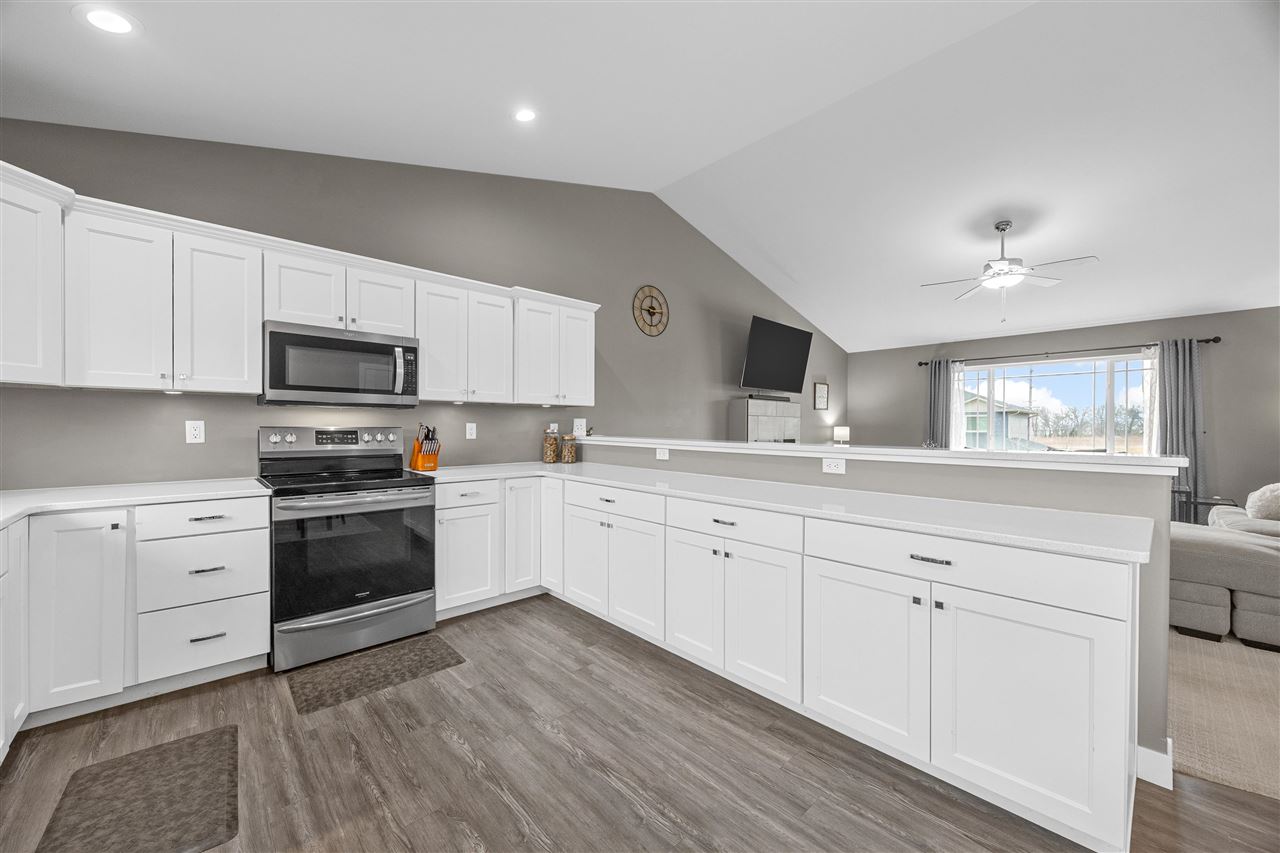 808 Marie Street Solon IA 52333