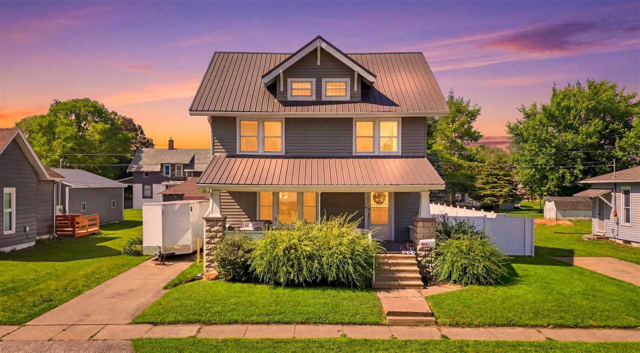 408 E 2nd Street Washington IA 52353