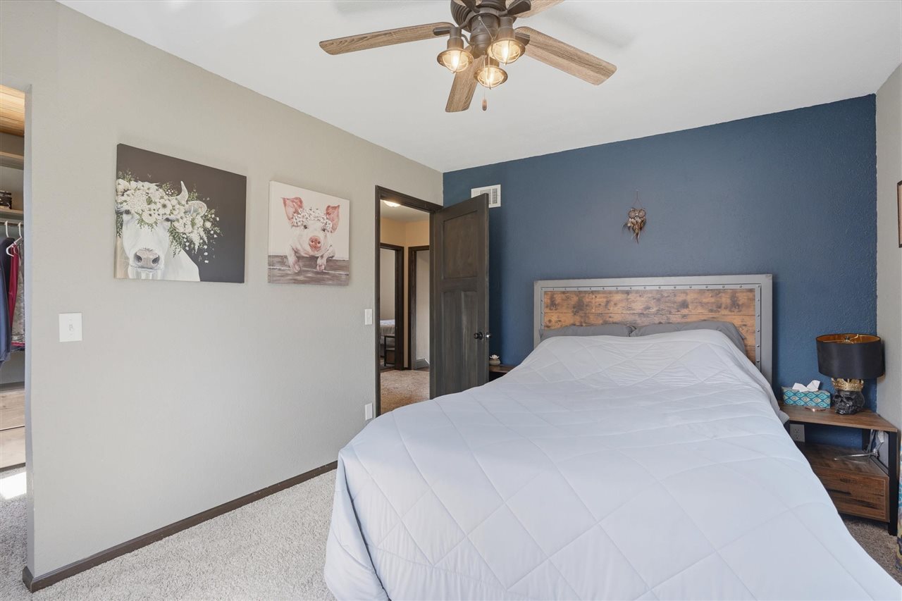 408 E 2nd Street Washington IA 52353