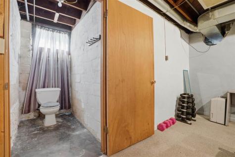 408 E 2nd Street Washington IA 52353