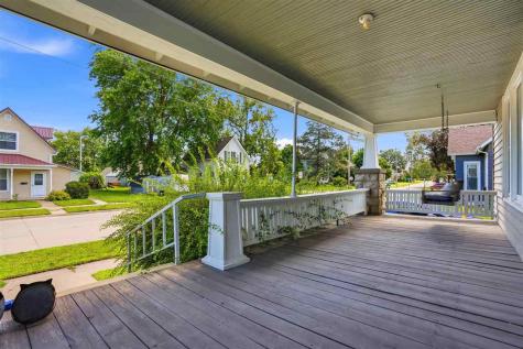 408 E 2nd Street Washington IA 52353