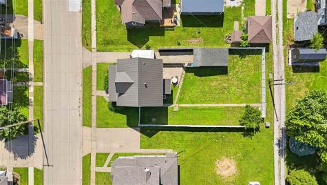 408 E 2nd Street Washington IA 52353