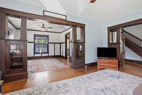 408 E 2nd Street Washington IA 52353