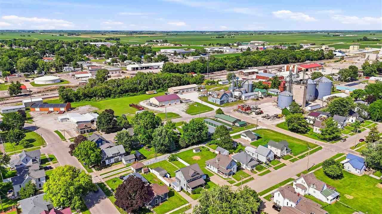 408 E 2nd Street Washington IA 52353