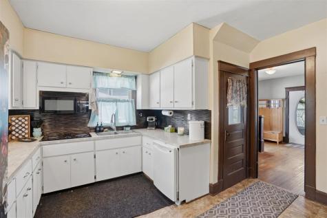 408 E 2nd Street Washington IA 52353