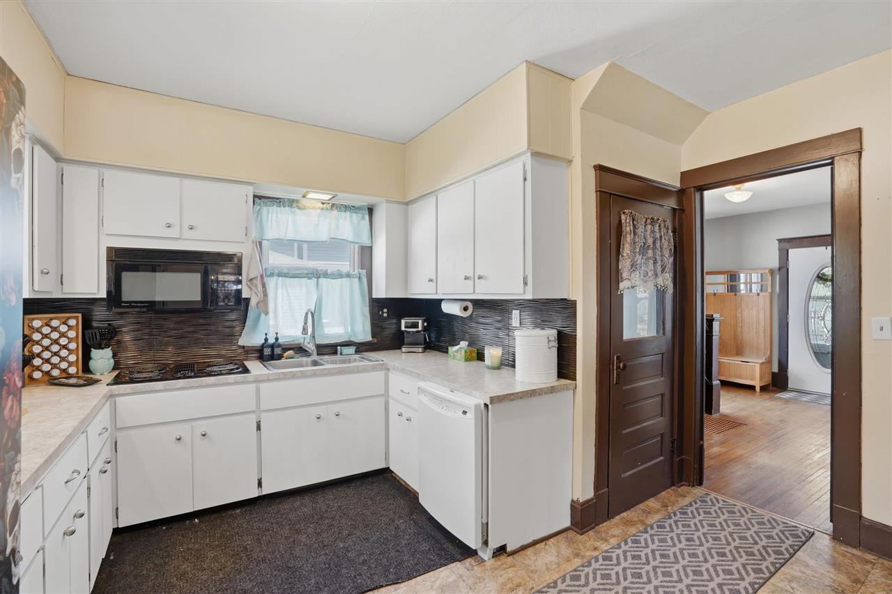 408 E 2nd Street Washington IA 52353