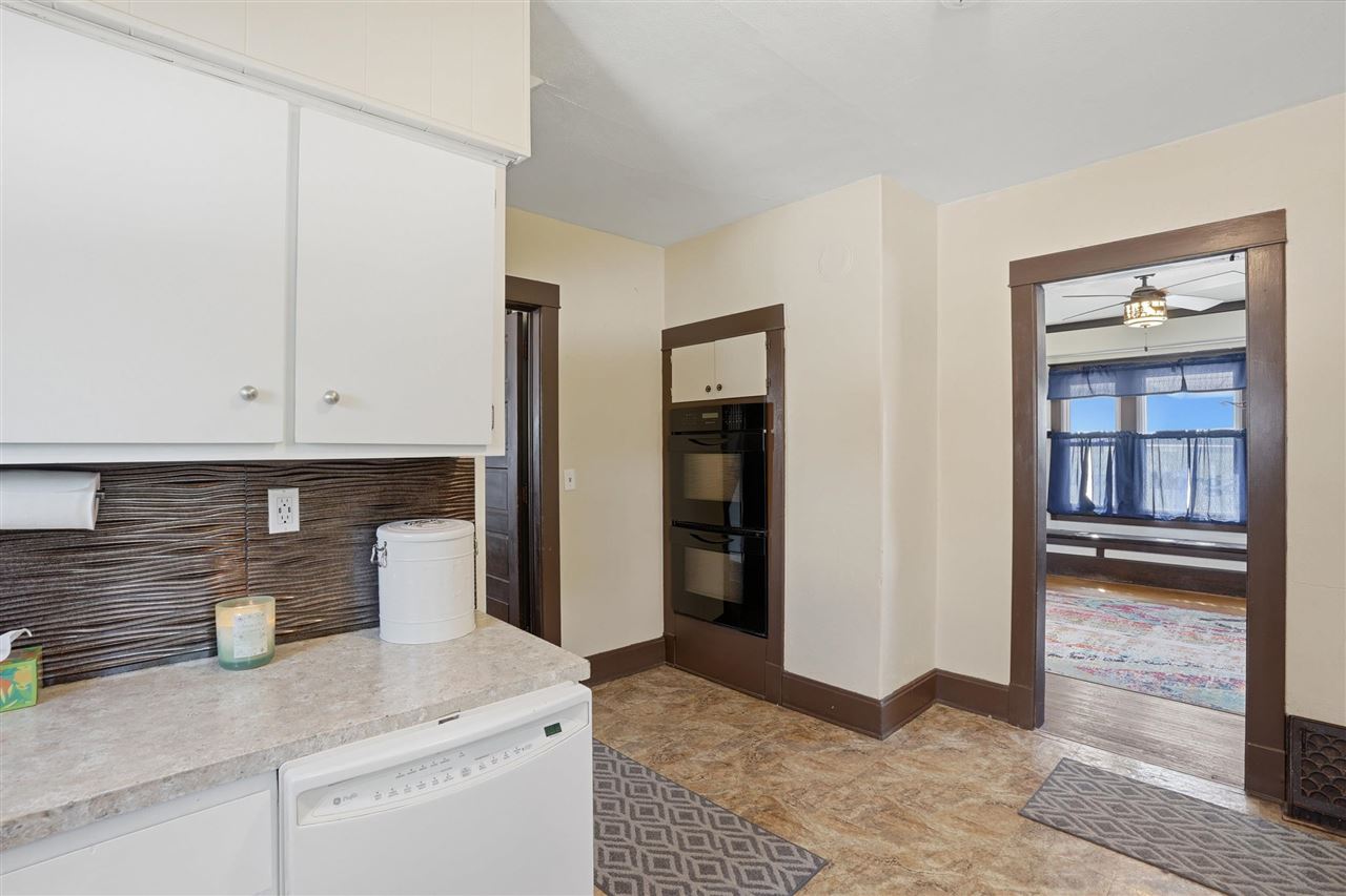 408 E 2nd Street Washington IA 52353