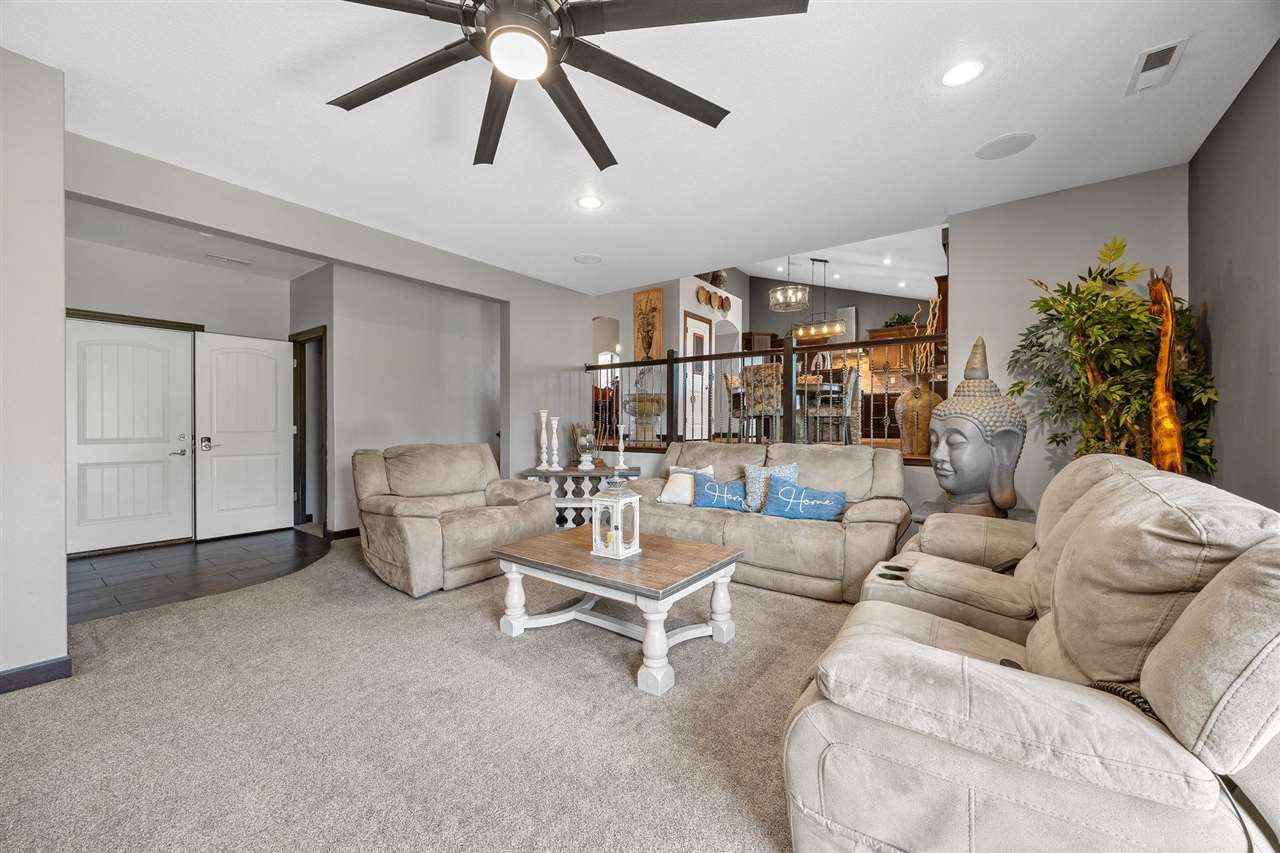1106 Wildcat Lane Iowa City IA 52246