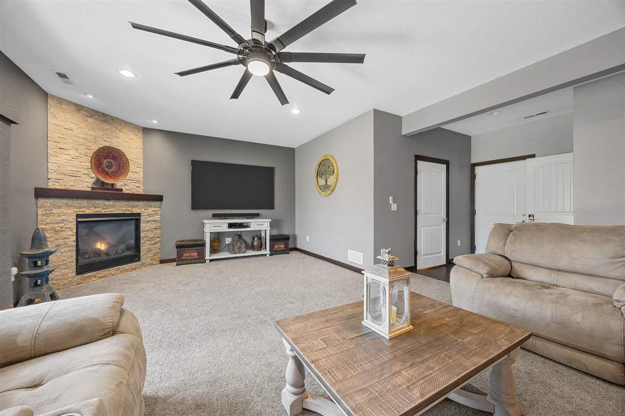 1106 Wildcat Lane Iowa City IA 52246