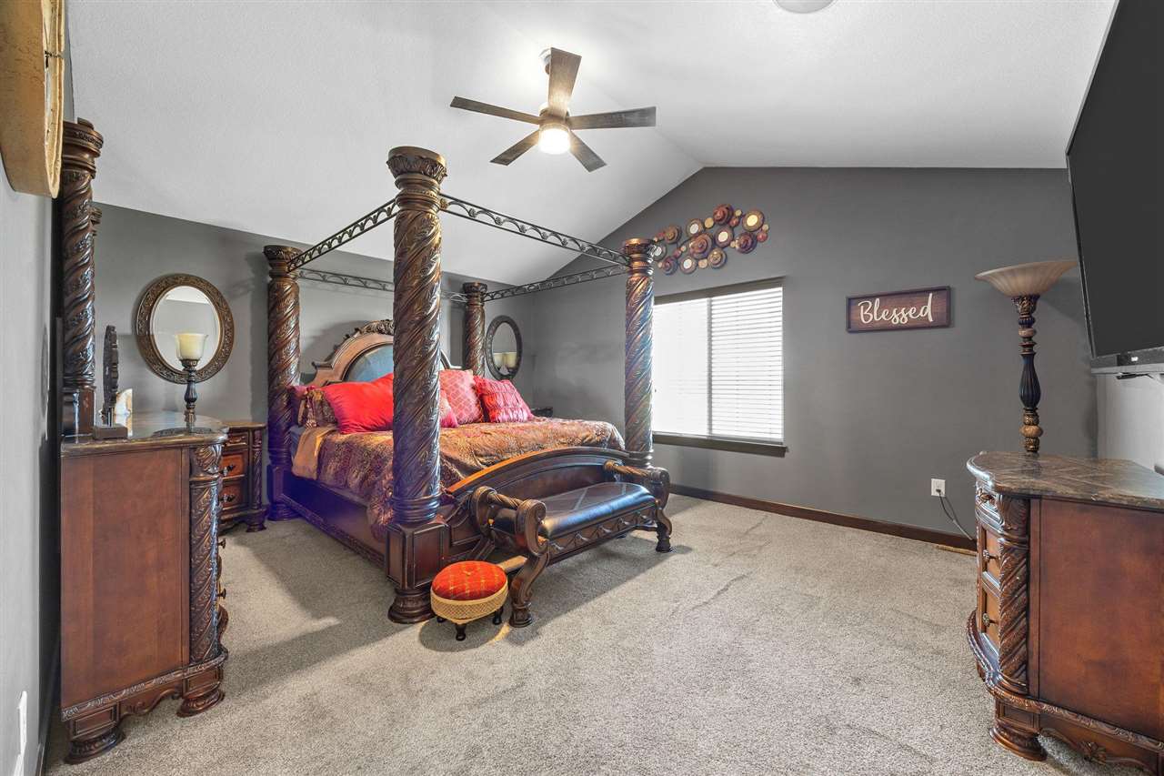 1106 Wildcat Lane Iowa City IA 52246