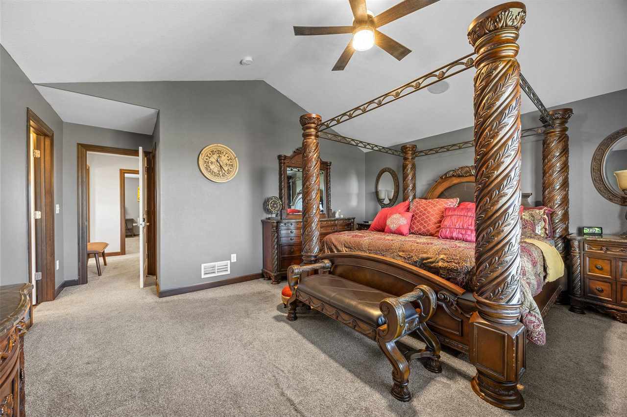 1106 Wildcat Lane Iowa City IA 52246