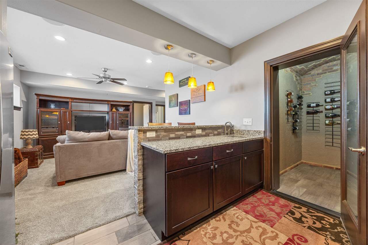 1106 Wildcat Lane Iowa City IA 52246