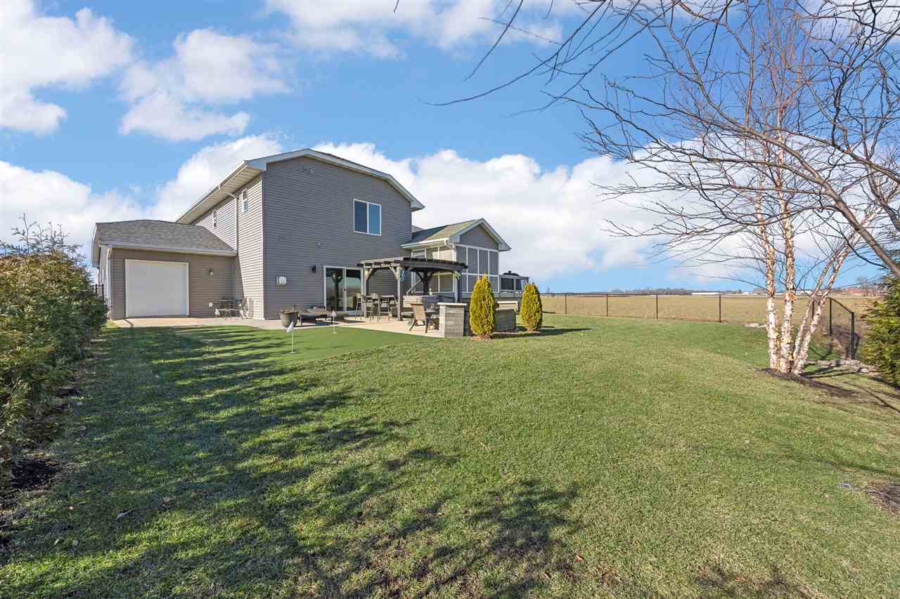 1106 Wildcat Lane Iowa City IA 52246