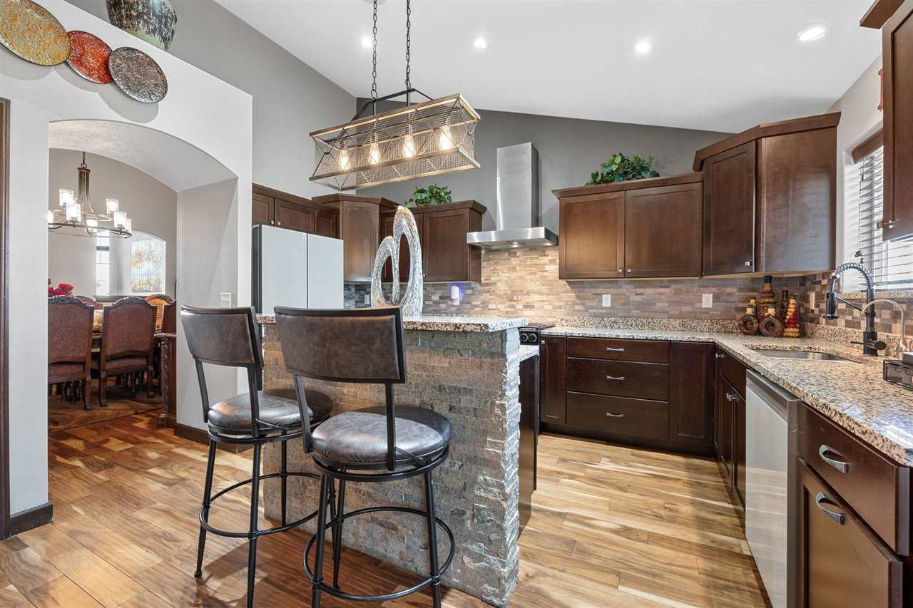 1106 Wildcat Lane Iowa City IA 52246