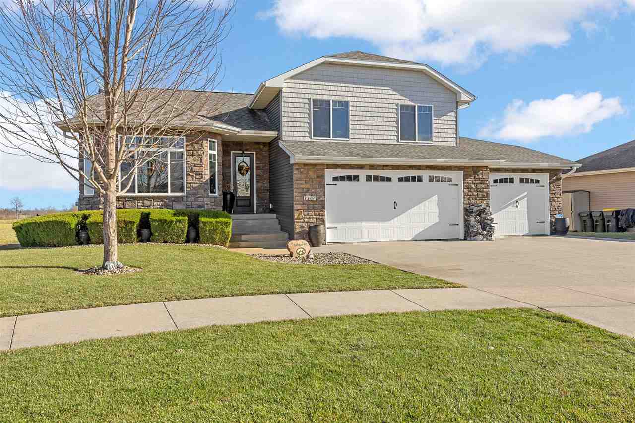 1106 Wildcat Lane Iowa City IA 52246