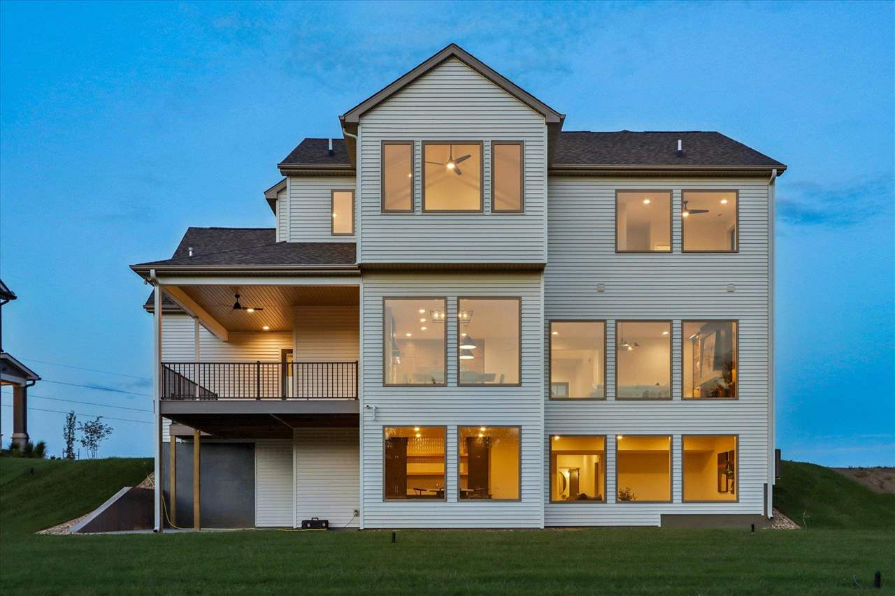 411 Macbride Trail Solon IA 52333