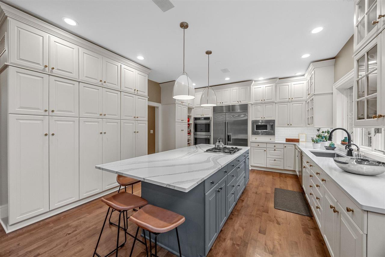 3004 Forest Gate Circle NE Iowa City IA 52240