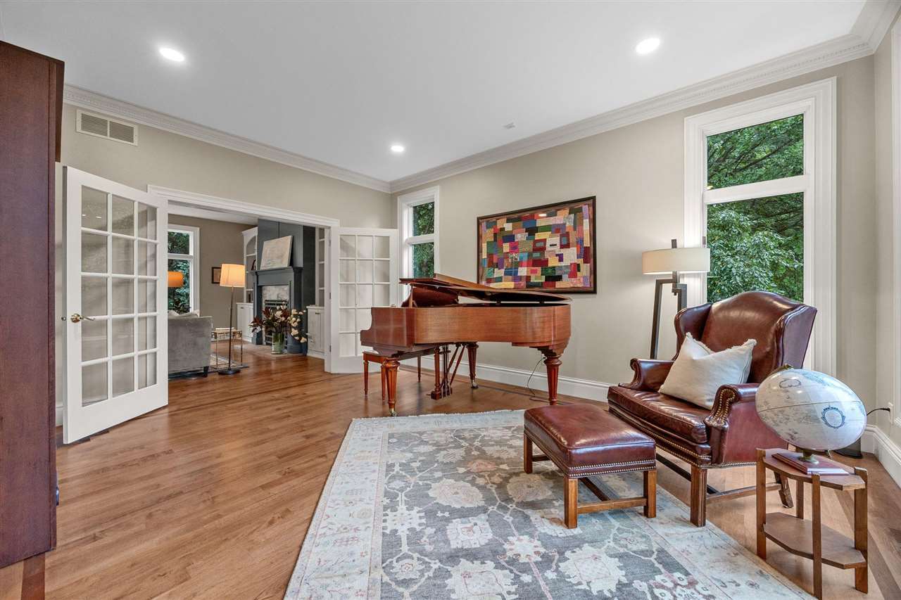 3004 Forest Gate Circle NE Iowa City IA 52240
