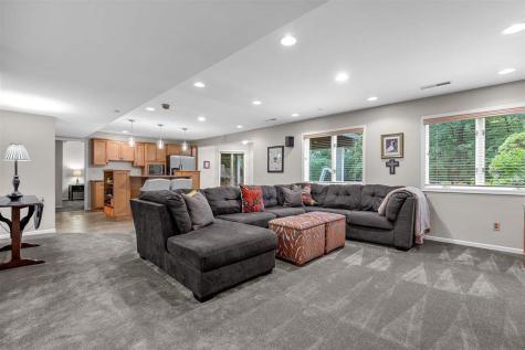 3004 Forest Gate Circle NE Iowa City IA 52240