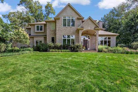 3004 Forest Gate Circle NE Iowa City IA 52240